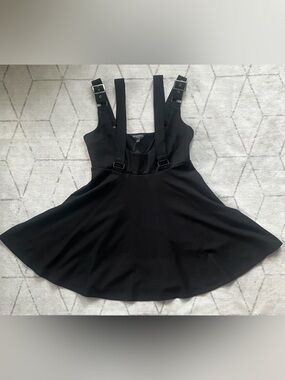 Torrid Nightfall Buckled Pinafore Dress – Size 00 – Deep Black – NWT